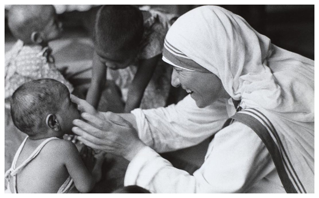 Rare Pictures Of Mother Teresa With The Sick And Needy - News Nation ...